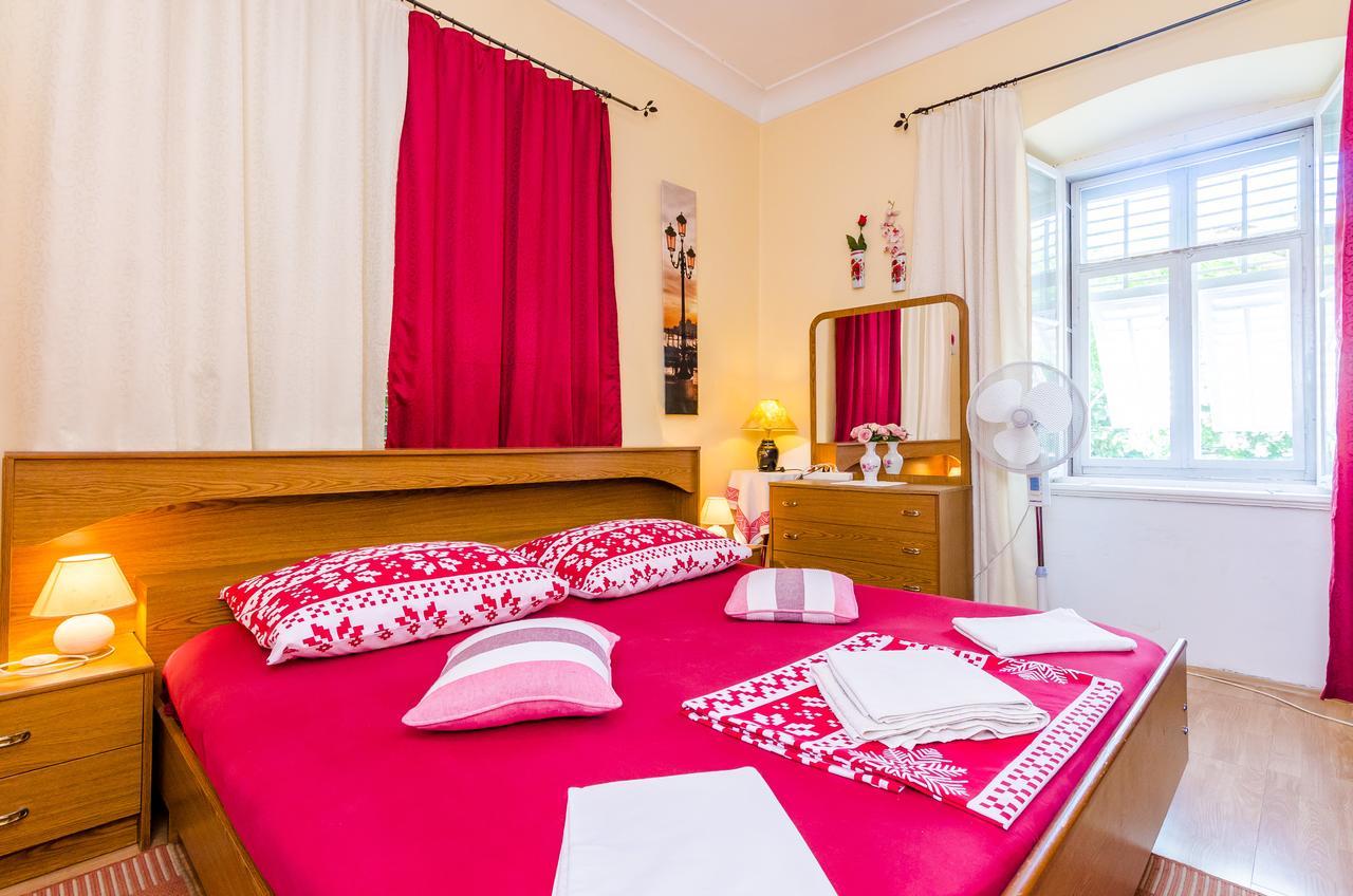 Guest House Ivana دوبروفينك المظهر الخارجي الصورة